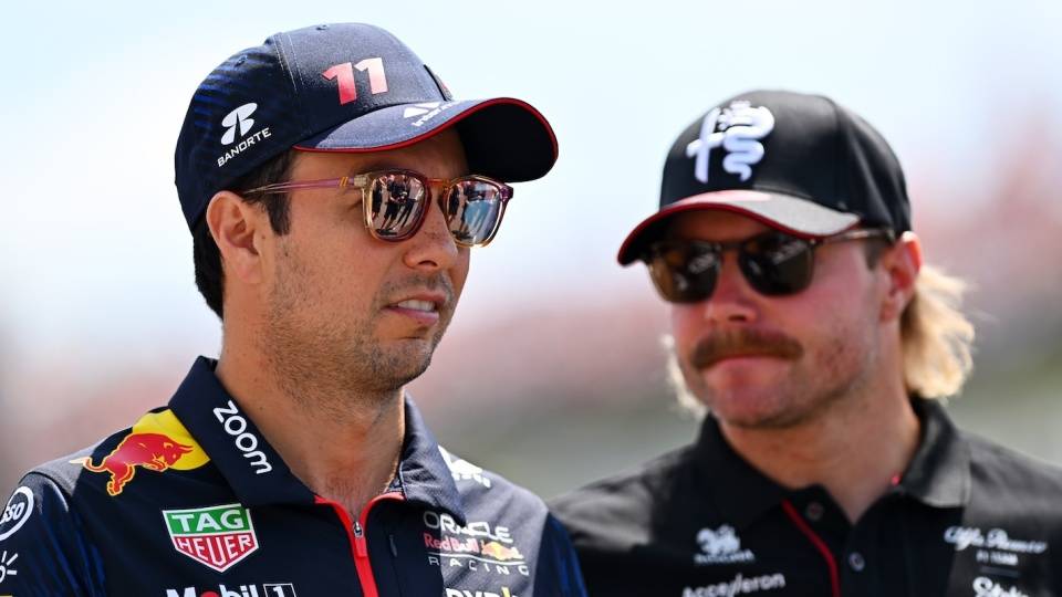 红牛二队绝杀迈凯伦，佩雷兹带队取胜