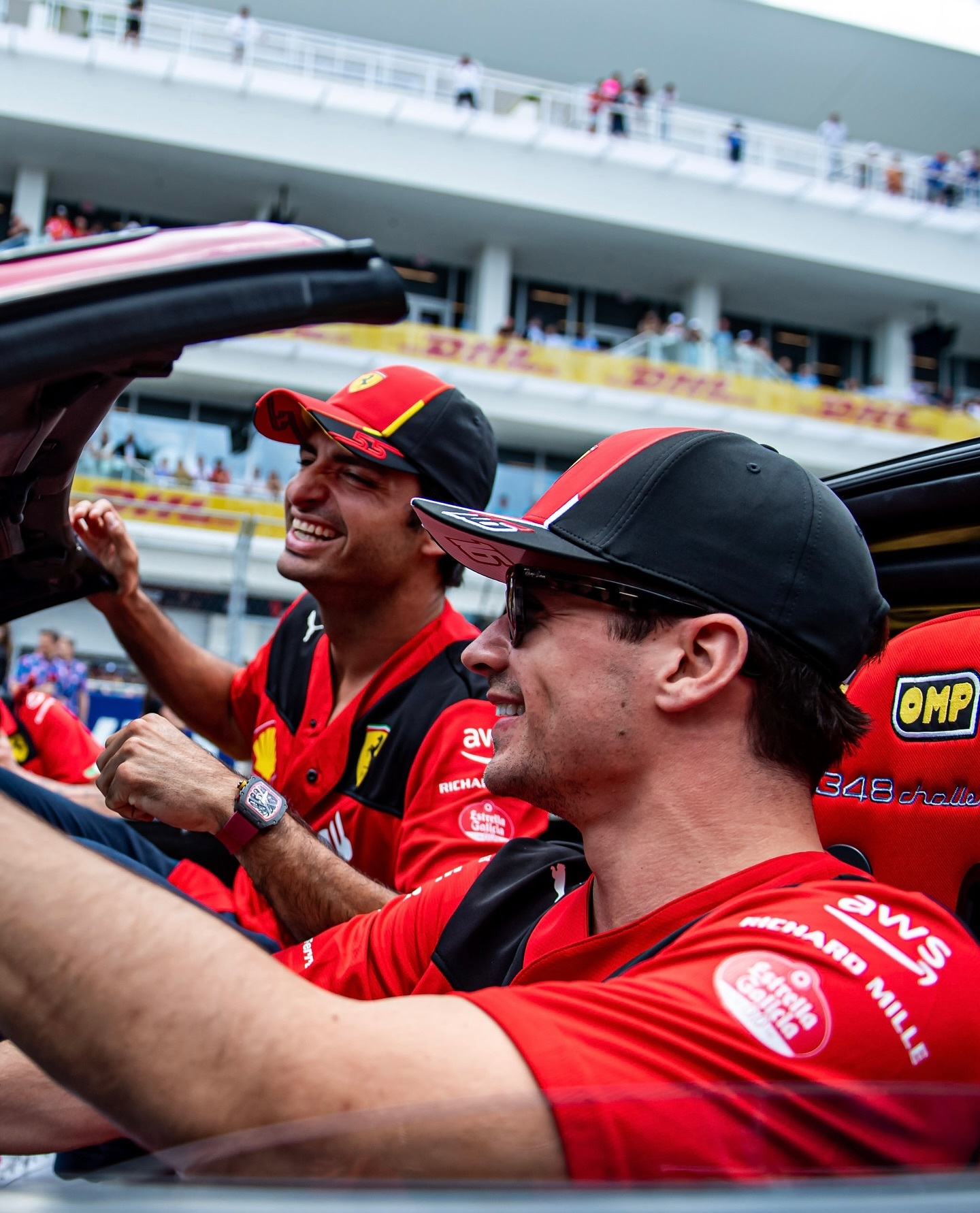 威廉姆斯碾压法拉利，塞恩斯带队取胜的简单介绍