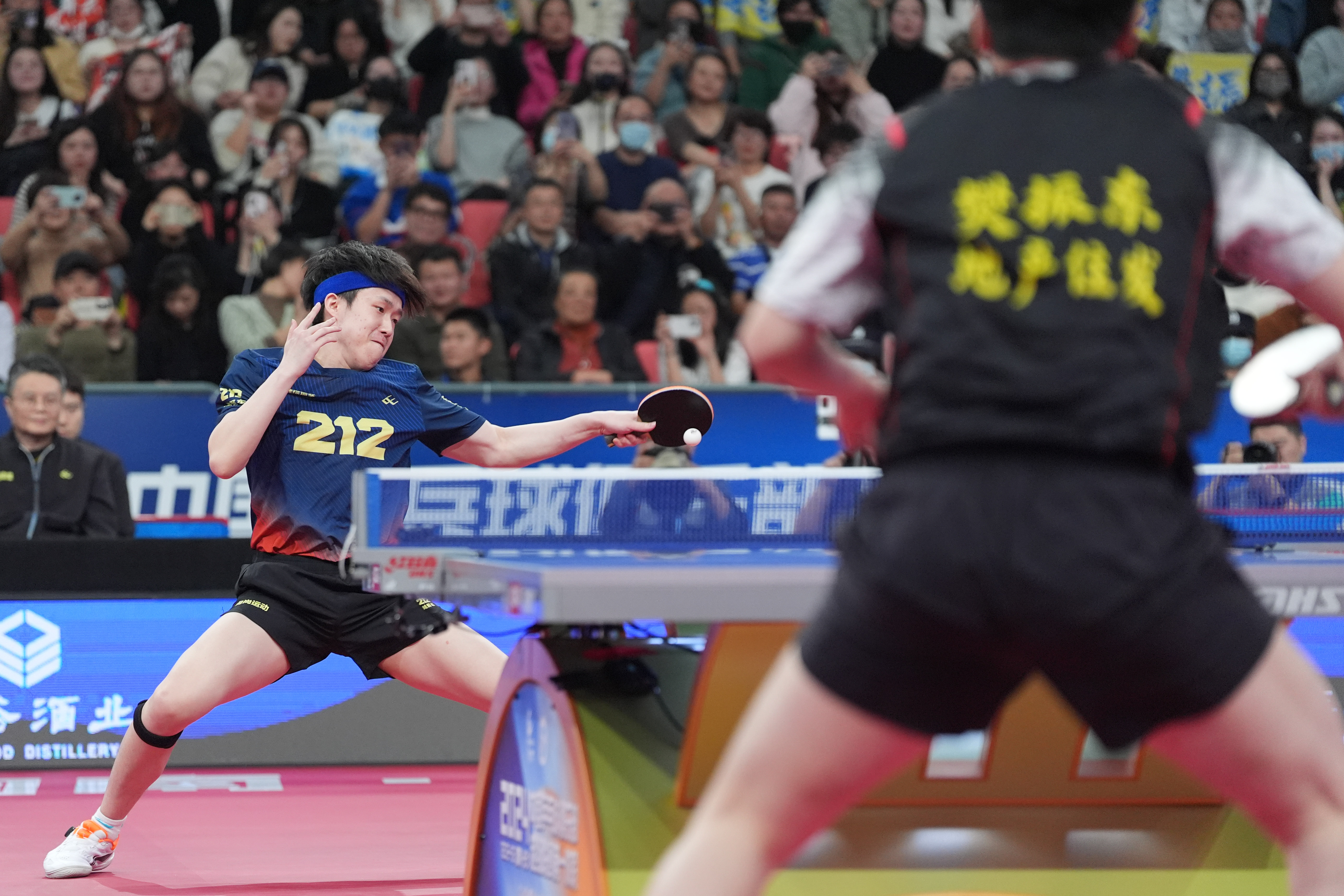 中国队横扫韩国队，许昕状态火热