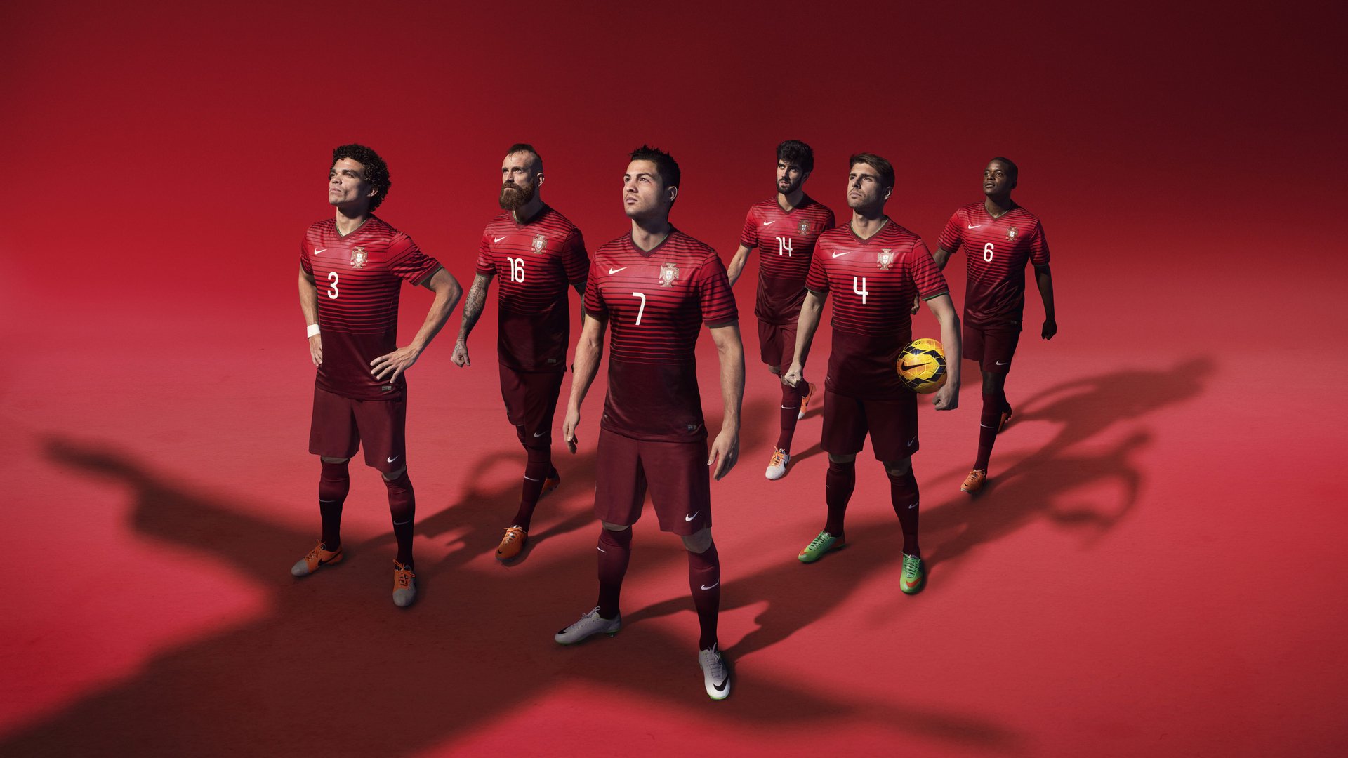 绿茵唯一的答案，当莱万在尼日利亚与卡塔尔之战写下冠军注脚