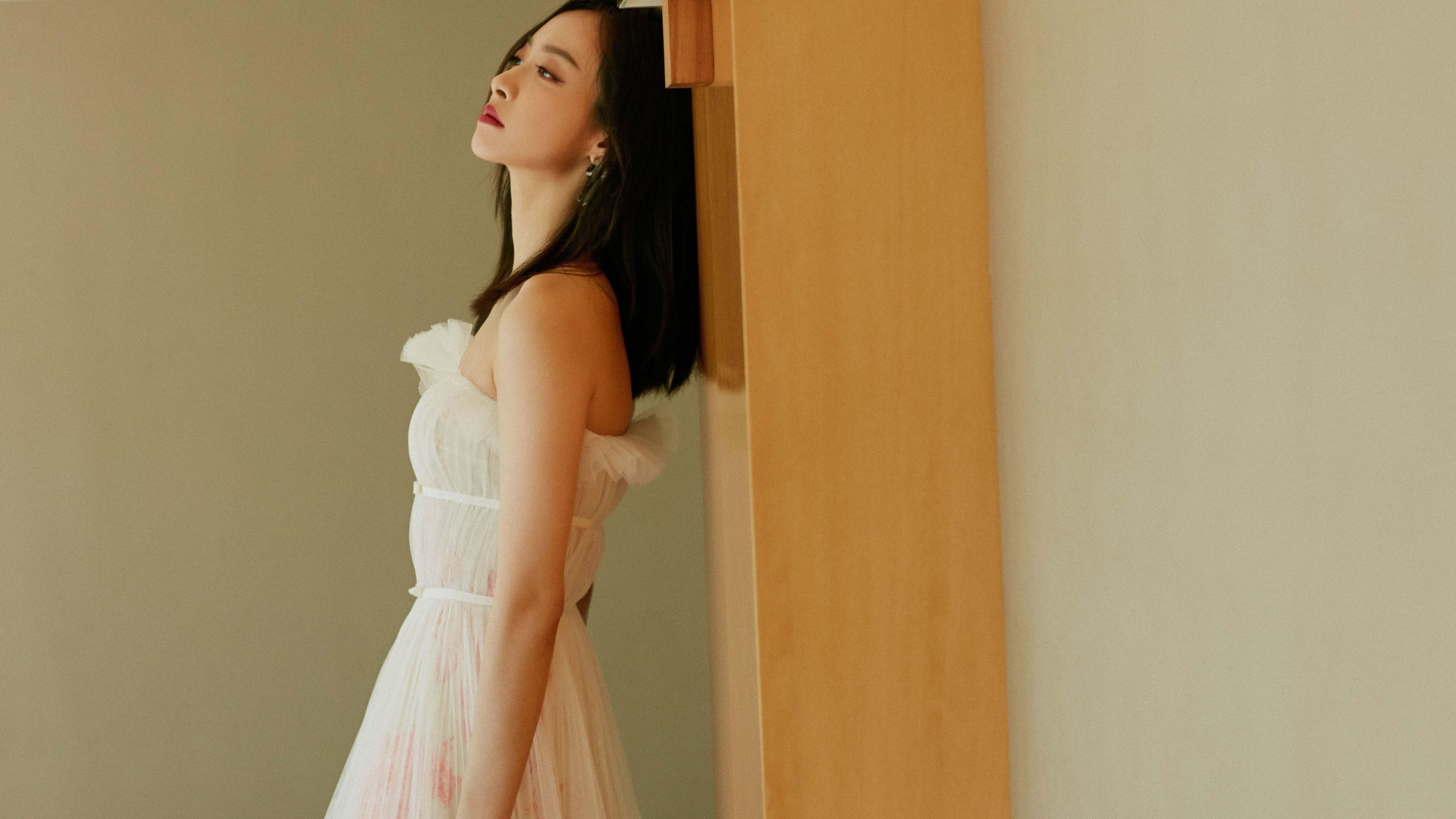 当篮球西决遇上足球革命，比利时掀翻卡塔尔的象征战争