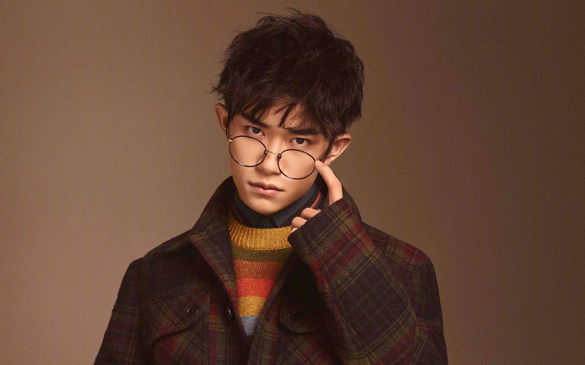 荣光,在秩序与颠覆间绽放—当德甲王座迎焦点对决,休城火箭于生死边缘射落飞鹰